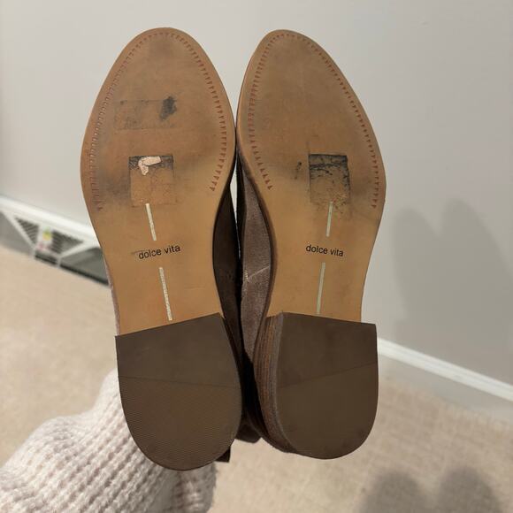 Dolce Vita Womens 6.5 Tessey Suede Ankle Bootie Tan Boot Slip On Career - Picture 7 of 7